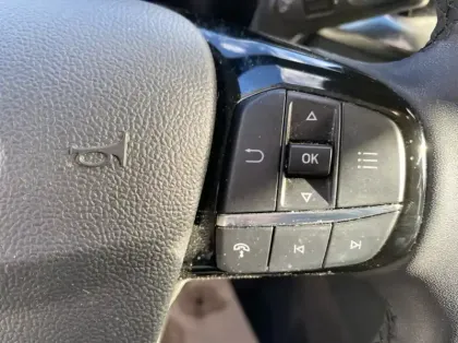 Photo 17 Ford Kuga 2.5 Duratec 180ch Hybrid FlexiFuel Titanium Business Powershift