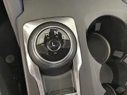 Photo 7 Ford Kuga 2.5 Duratec 180ch Hybrid FlexiFuel Titanium Business Powershift