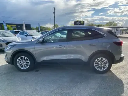 Photo 23 Ford Kuga 2.5 Duratec 180ch Hybrid FlexiFuel Titanium Business Powershift