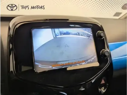 Photo 15 Toyota Aygo Gén. II Ph1 x-wave 2 5