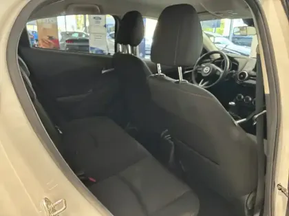 Photo 29 Mazda 2 1.5 e-SKYACTIV G M Hybrid 90ch Homura 0