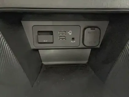 Photo 21 Mazda 2 1.5 e-SKYACTIV G M Hybrid 90ch Homura 0