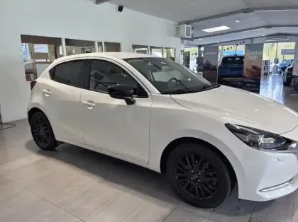 Photo 25 Mazda 2 1.5 e-SKYACTIV G M Hybrid 90ch Homura 0