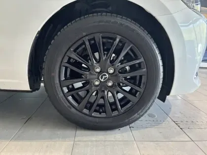 Photo 13 Mazda 2 1.5 e-SKYACTIV G M Hybrid 90ch Homura 0