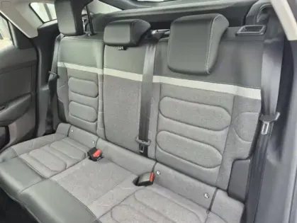 Photo 19 Citroën C4 III BlueHDi 130 S&S EAT8 Feel Pack Business