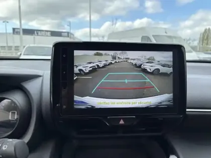 Photo 12 Toyota Yaris Hybride 1.5 HYBRID 116H DESIGN AUTO