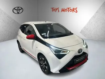 Photo 6 Toyota Aygo x-play 1.0 72 ch