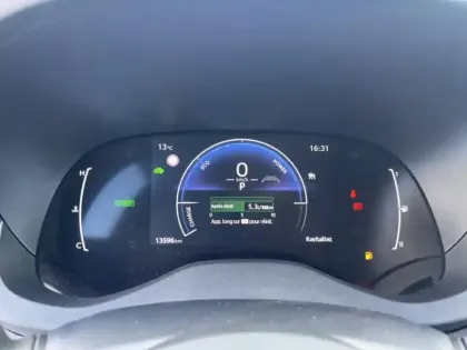 Photo 14 Toyota Yaris Hybride 116h Design MY2