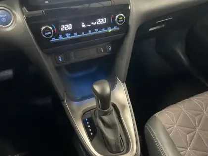 Photo 12 Toyota Yaris Gén. I Ph1 Collection 5