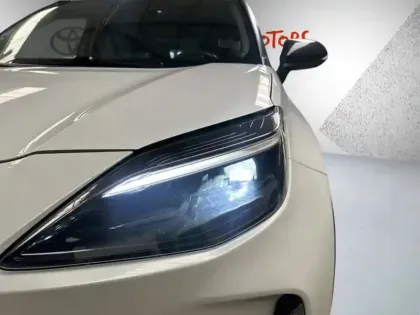 Photo 16 Toyota Yaris Gén. I Ph1 Collection 5