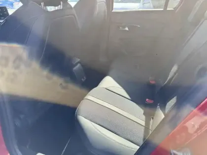 Photo 19 Peugeot 208 GT Line 1.2 100 Ch EAT8 101