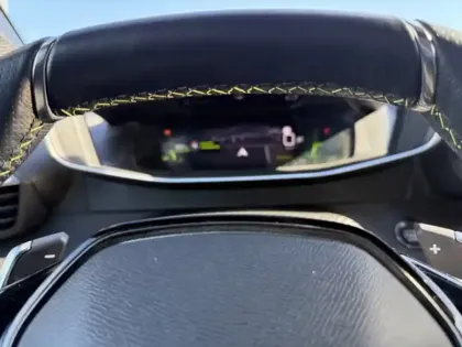 Photo 11 Peugeot 208 GT Line 1.2 100 Ch EAT8 101