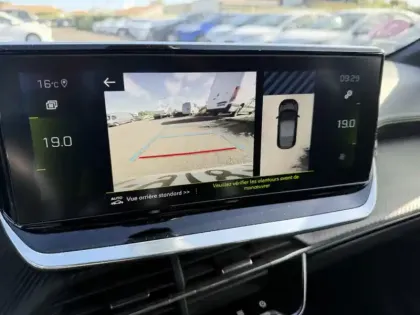 Photo 9 Peugeot 208 GT Line 1.2 100 Ch EAT8 101