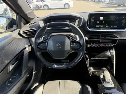 Photo 13 Peugeot 208 GT Line 1.2 100 Ch EAT8 101