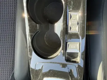 Photo 22 Peugeot 208 GT Line 1.2 100 Ch EAT8 101