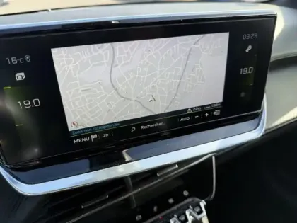 Photo 7 Peugeot 208 GT Line 1.2 100 Ch EAT8 101