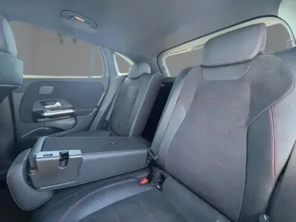 Photo 19 Mercedes GLA 250 e Hybrid EQ AMG Line