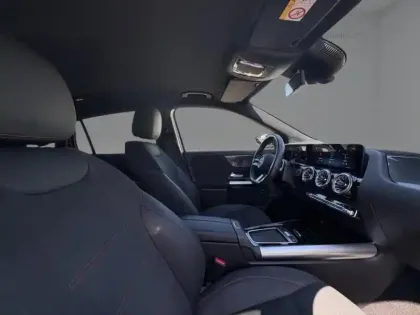 Photo 17 Mercedes GLA 250 e Hybrid EQ AMG Line