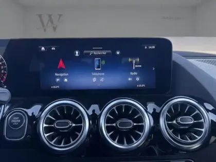 Photo 14 Mercedes GLA 250 e Hybrid EQ AMG Line