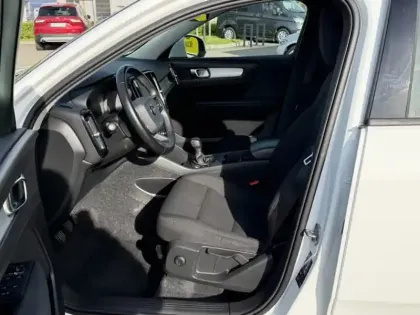 Photo 16 Volvo Xc40 1.5 136 Momentum 2WD