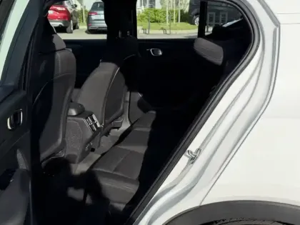 Photo 15 Volvo Xc40 1.5 136 Momentum 2WD