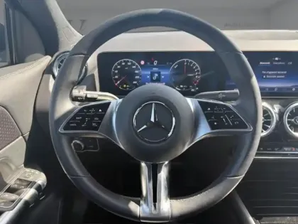 Photo 10 Mercedes GLA 250 e Hybrid EQ Progressive Li