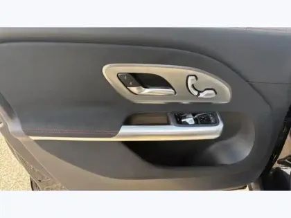 Photo 14 Mercedes GLB 250+ avec technologie EQ Limit