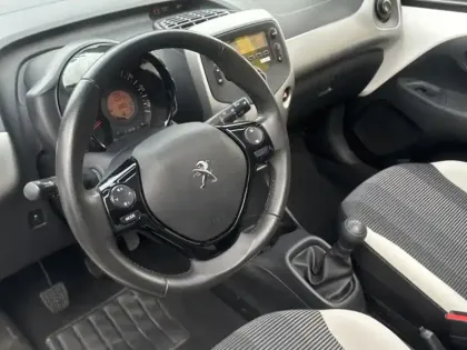 Photo 16 Peugeot 108 Active 1.0 69 ch 
