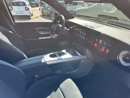 Photo 19 Mercedes GLB 250+ avec technologie EQ Limit