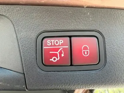 Photo 14 Mercedes GLA 200 d AMG Line