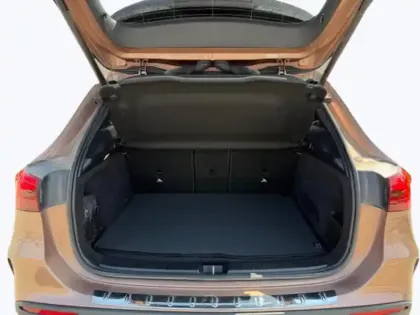 Photo 9 Mercedes GLA 200 d AMG Line