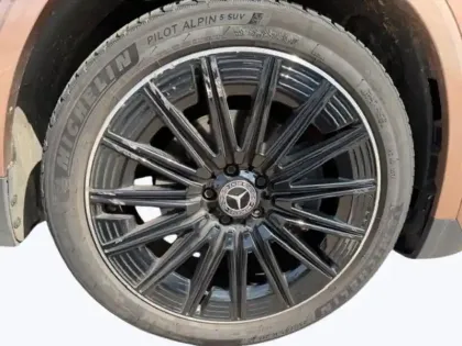 Photo 8 Mercedes GLA 200 d AMG Line