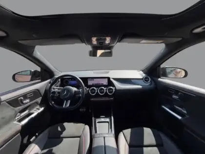 Photo 10 Mercedes GLA 200 d AMG Line