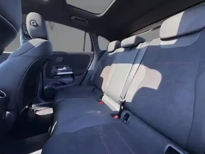 Photo 19 Mercedes GLA 250 e Hybrid EQ AMG Line