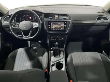 Photo 7 Volkswagen Tiguan 2.0 TDI 150ch DSG7 Life Plus