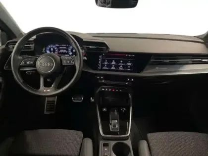 Photo 7 Audi A3 35 TFSI Mild Hybrid 150 S tronic 7 S line