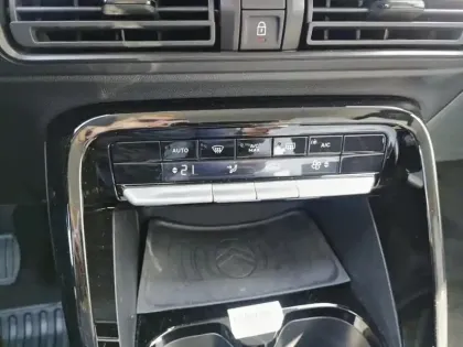 Photo 21 Citroën C3  Turbo 100 ch Manuelle Max