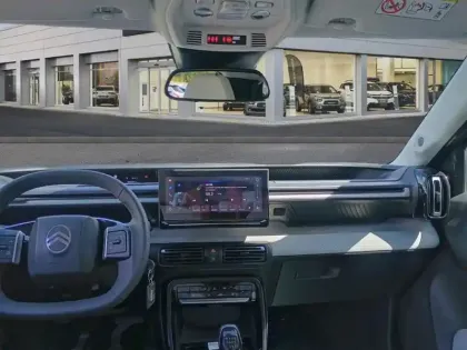 Photo 9 Citroën C3  Turbo 100 ch Manuelle Max