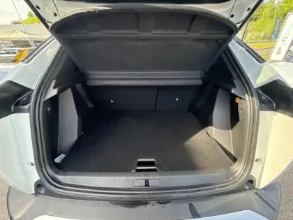 Photo 7 Peugeot 2008  PureTech 130 S&S EAT8 Allure Pack