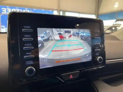 Photo 10 Toyota Yaris  116h Dynamic 5p MY22