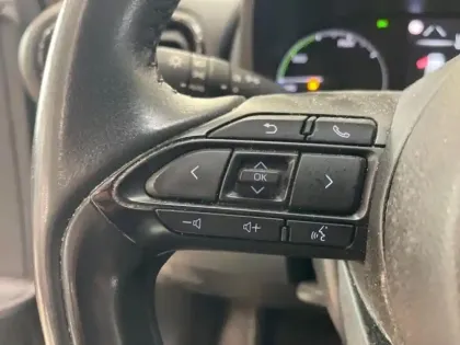 Photo 14 Toyota Yaris  116h Dynamic 5p MY22