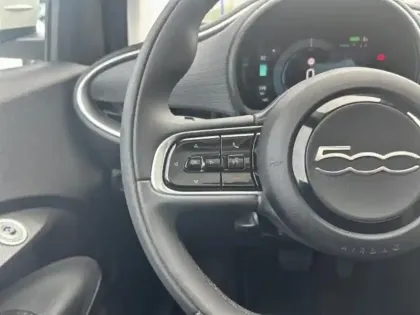 Photo 11 Fiat 500  e 118ch Icône Plus (Pack Style)