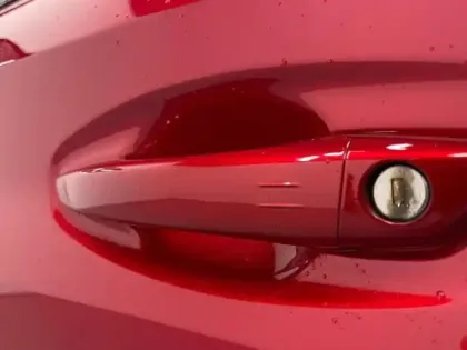 Photo 8 Peugeot 208  e- 136ch GT