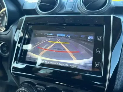 Photo 13 Suzuki Swift  1.2 Dualjet Hybrid 83ch Pack