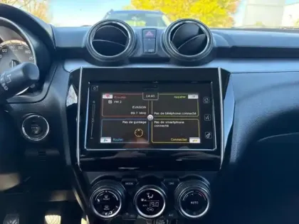 Photo 12 Suzuki Swift  1.2 Dualjet Hybrid 83ch Pack