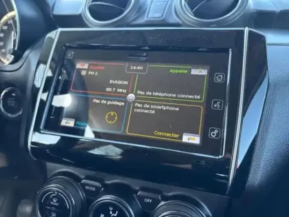 Photo 11 Suzuki Swift  1.2 Dualjet Hybrid 83ch Pack