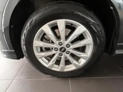 Photo 12 Audi Q3  45 TFSI e 245ch S line S tronic 6