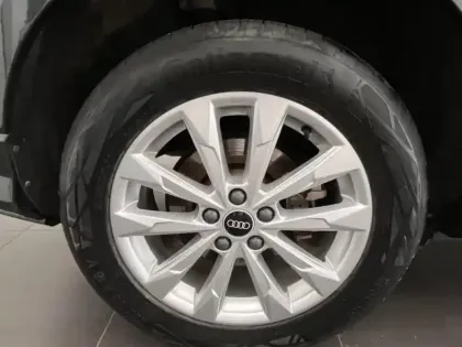 Photo 10 Audi Q3  45 TFSI e 245ch S line S tronic 6