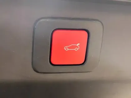 Photo 13 Peugeot 3008  1.2 Hybrid 136ch GT e-DCS6