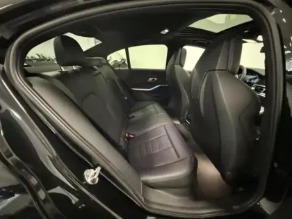 Photo 6 BMW Serie 3 Série 3 320eA 204ch M Sport